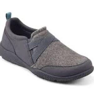 Easy Spirit Brenna Casual Walking Slip On Comfort Shoes Sneakers Size 8 WIDE